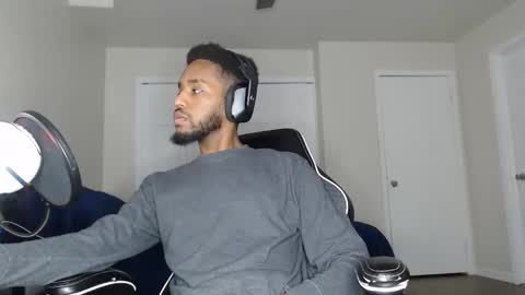 ChrisVacherx online show from 01-17-26, 05:34