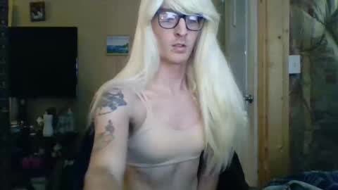 Snapshot of chrisvibess chatting on 05-13-26, 03:09 chrisvibess online show from 05-13-26, 03:09