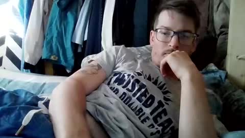Snapshot of chrisvibess chatting on 06-07-26, 12:53 chrisvibess online show from 06-07-26, 12:53