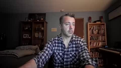 chrisw8121 online show from 02-13-26, 09:49