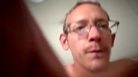 chriswells062590 online show from 04-21-26, 04:56