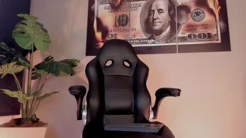 chrizmacgregor online show from 12-18-25, 12:17