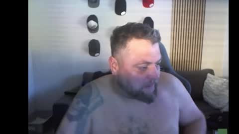 Chrizz online show from 12-20-25, 09:27