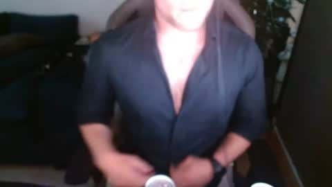 Snapshot of chrjoh22 chatting on 07-18-26, 03:33 chrjoh22 online show from 07-18-26, 03:33