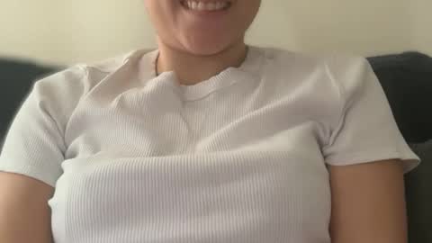 xolena zo-lee-na online show from 12-22-25, 08:39