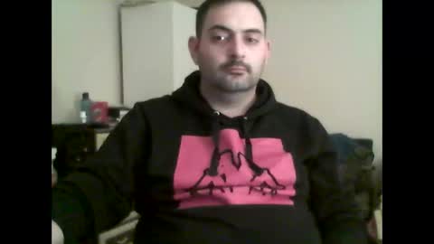 Snapshot of chubbbybo chatting on 10-04-25, 08:40 Chubby Boy97 online show from 10-04-25, 08:40