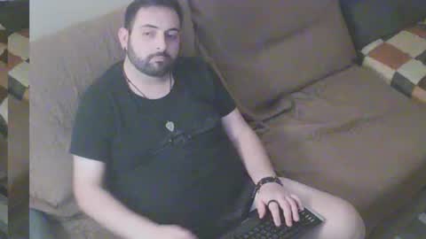 Snapshot of chubbbybo chatting on 11-16-25, 06:46 Chubby Boy97 online show from 11-16-25, 06:46