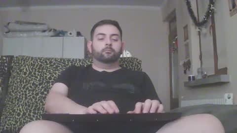 Snapshot of chubbbybo chatting on 11-24-25, 07:02 Chubby Boy97 online show from 11-24-25, 07:02