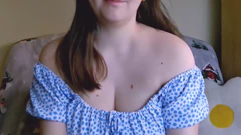 Snapshot of chubbymaia chatting on 01-02-25, 12:46 Maia online show from 01-02-25, 12:46