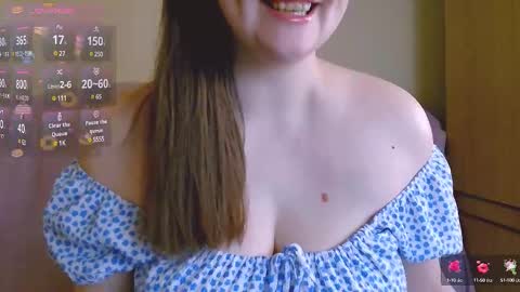 Snapshot of chubbymaia chatting on 03-12-25, 09:12 Maia online show from 03-12-25, 09:12