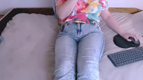 Snapshot of chubbymaia chatting on 12-03-25, 07:45 Maia online show from 12-03-25, 07:45