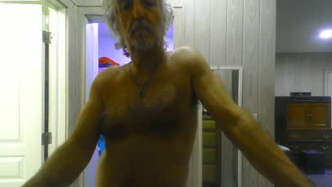 Snapshot of chuck354139 chatting on 12-11-24, 01:26 chuck354139 online show from 12-11-24, 01:26