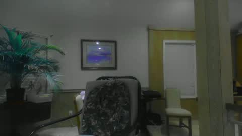 Snapshot of chuck354139 chatting on 01-02-25, 12:34 chuck354139 online show from 01-02-25, 12:34