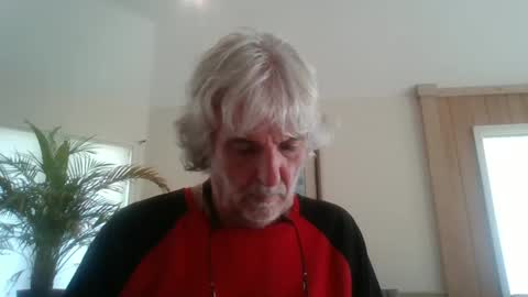 Snapshot of chuck354139 chatting on 01-02-25, 08:35 chuck354139 online show from 01-02-25, 08:35