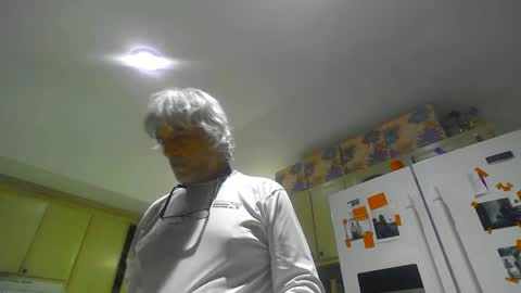 Snapshot of chuck354139 chatting on 01-06-25, 05:19 chuck354139 online show from 01-06-25, 05:19