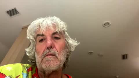 Snapshot of chuck354139 chatting on 01-06-25, 10:24 chuck354139 online show from 01-06-25, 10:24