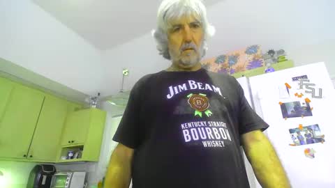 Snapshot of chuck354139 chatting on 01-28-25, 03:46 chuck354139 online show from 01-28-25, 03:46