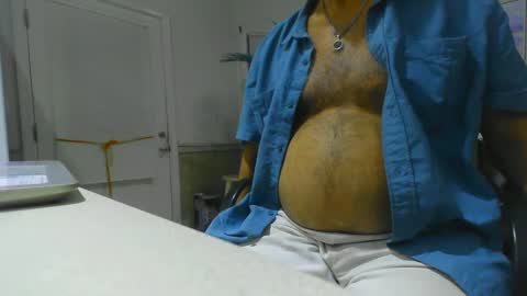 Snapshot of chuck354139 chatting on 01-31-25, 03:09 chuck354139 online show from 01-31-25, 03:09
