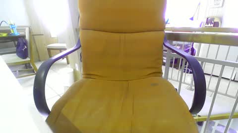 Snapshot of chuck354139 chatting on 03-02-25, 01:38 chuck354139 online show from 03-02-25, 01:38