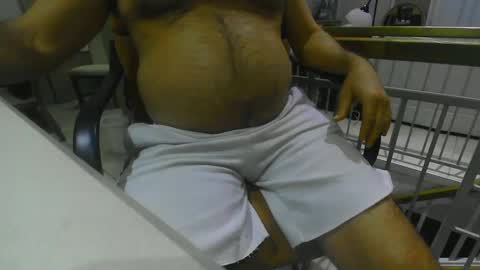 Snapshot of chuck354139 chatting on 03-03-25, 03:08 chuck354139 online show from 03-03-25, 03:08
