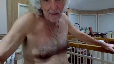 Snapshot of chuck354139 chatting on 09-09-25, 03:17 chuck354139 online show from 09-09-25, 03:17