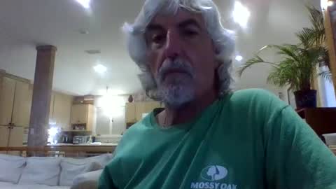 Snapshot of chuck354139 chatting on 10-05-25, 10:51 chuck354139 online show from 10-05-25, 10:51