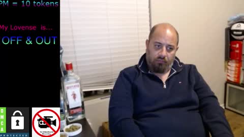 Snapshot of chunkymonkey420 chatting on 02-15-25, 01:16 Spencer Smokey Bear online show from 02-15-25, 01:16