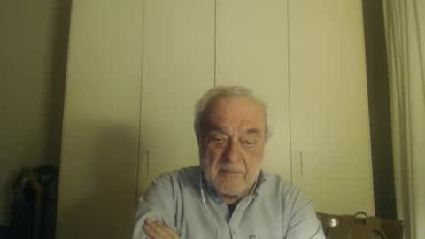Snapshot of ciaoamoremio4 chatting on 01-04-25, 08:27 ciaoamoremio4 online show from 01-04-25, 08:27