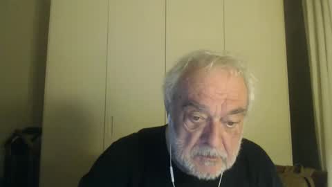 Snapshot of ciaoamoremio4 chatting on 01-21-25, 04:10 ciaoamoremio4 online show from 01-21-25, 04:10