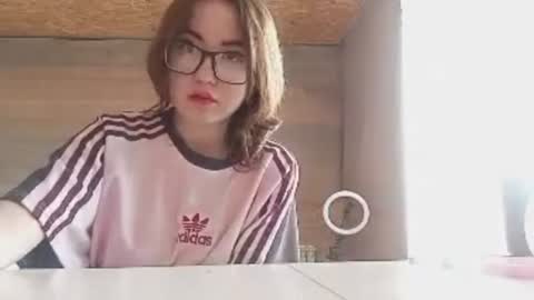 Olivia online show from 06-25-26, 10:42