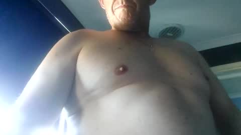 Snapshot of cicimila chatting on 12-31-24, 01:04 cicimila online show from 12-31-24, 01:04