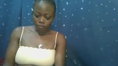 Snapshot of cilia_petite chatting on 02-28-25, 12:09 cilia petite online show from 02-28-25, 12:09