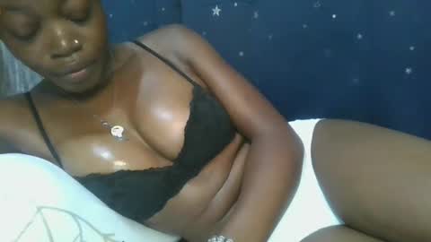 Snapshot of cilia_petite chatting on 03-03-25, 11:55 cilia petite online show from 03-03-25, 11:55