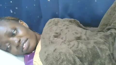 Snapshot of cilia_petite chatting on 09-30-25, 12:59 cilia petite online show from 09-30-25, 12:59