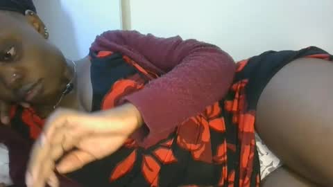 Snapshot of cilia_petite chatting on 04-29-26, 06:03 cilia petite online show from 04-29-26, 06:03