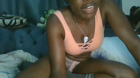 Snapshot of cilia_petite chatting on 05-31-26, 10:55 cilia petite online show from 05-31-26, 10:55