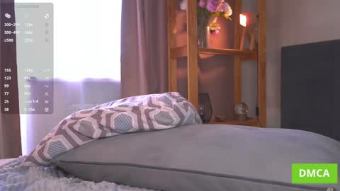   L  online show from 09-18-25, 07:21