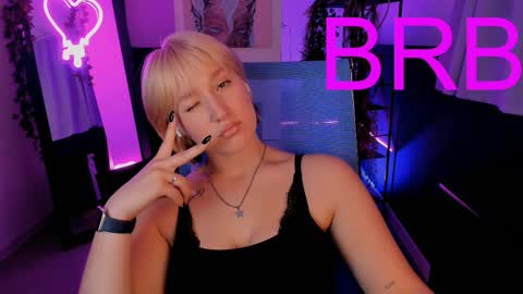 Cin Bellamy online show from 09-22-25, 04:58