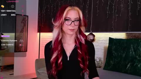 Snapshot of cindefucknrella chatting on 03-03-26, 05:46 Riya online show from 03-03-26, 05:46