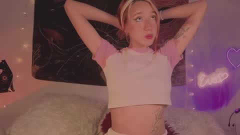 Snapshot of cinderella_lewis chatting on 02-14-26, 03:53 Sofi Eva and Mey online show from 02-14-26, 03:53