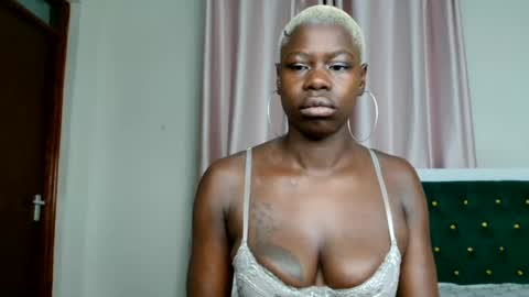 Snapshot of cindy_spice chatting on 06-25-26, 06:29 cindy spice online show from 06-25-26, 06:29