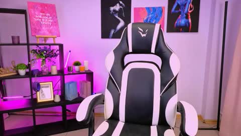 Snapshot of cindylovesmith chatting on 12-02-25, 01:33 cindylovesmith online show from 12-02-25, 01:33