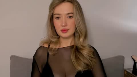 Snapshot of cindyprettywomen chatting on 10-21-25, 03:13 cindyprettywomen online show from 10-21-25, 03:13