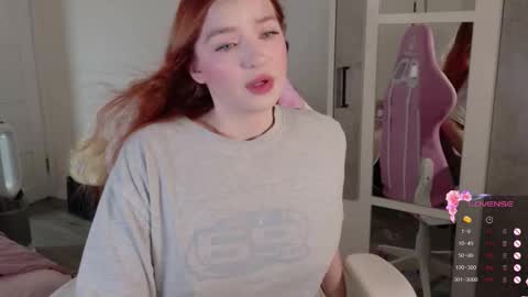 Snapshot of cinnabongirls chatting on 02-05-26, 10:31 Maddy online show from 02-05-26, 10:31