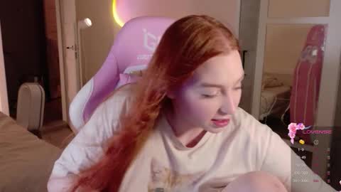 Snapshot of cinnabongirls chatting on 02-19-26, 12:28 Maddy online show from 02-19-26, 12:28