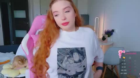 Snapshot of cinnabongirls chatting on 06-02-26, 01:02 Maddy online show from 06-02-26, 01:02