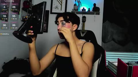 Snapshot of cinnamon_girlts chatting on 01-06-26, 09:29 Cinamon Girl online show from 01-06-26, 09:29