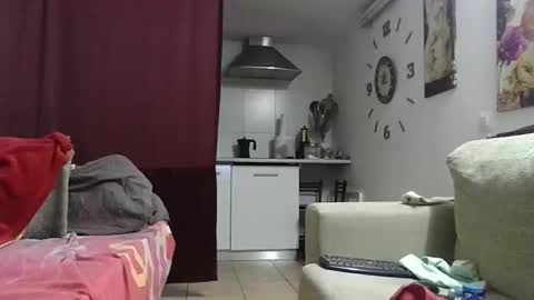 Snapshot of cinthia2525 chatting on 01-01-25, 01:05 cinthia2525 online show from 01-01-25, 01:05