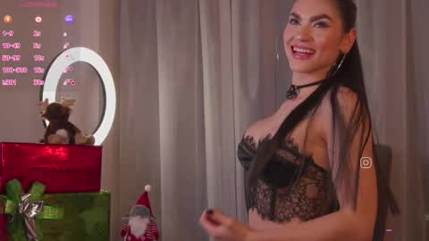 Snapshot of cinthia_jones2 chatting on 12-03-25, 05:26 Cinthia online show from 12-03-25, 05:26