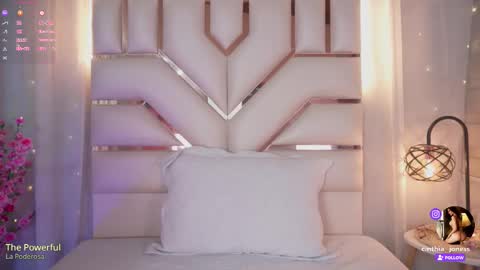 Snapshot of cinthia_jones2 chatting on 02-24-26, 08:12 Cinthia online show from 02-24-26, 08:12